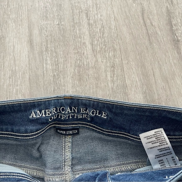 American Eagle Kick Boot Stretch Bootcut Y2k Light Wash Jeans Size 2 Short - Picture 6 of 6